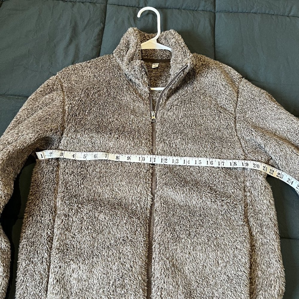 Uniqlo Sherpa Sweater